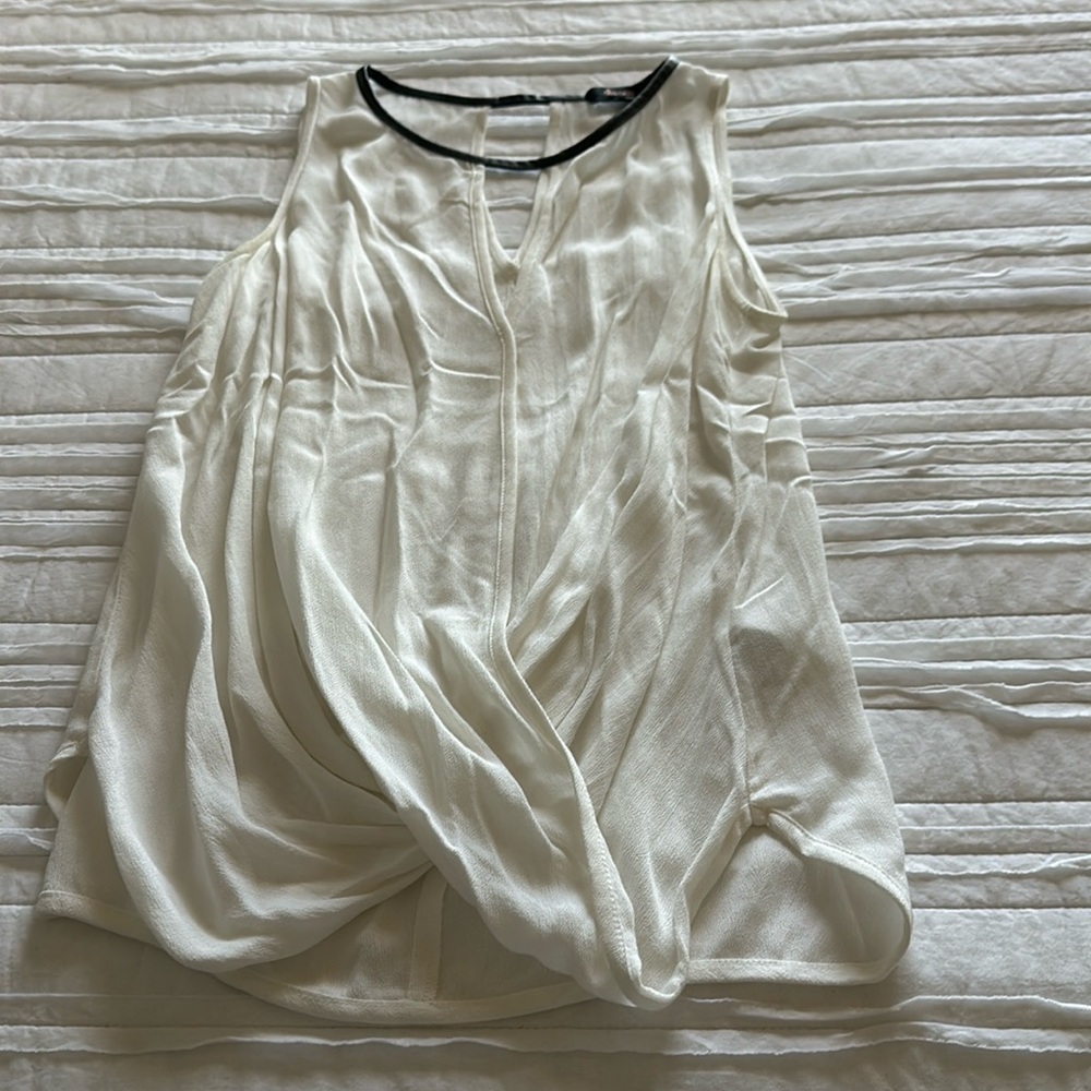 Ella Moss twist top